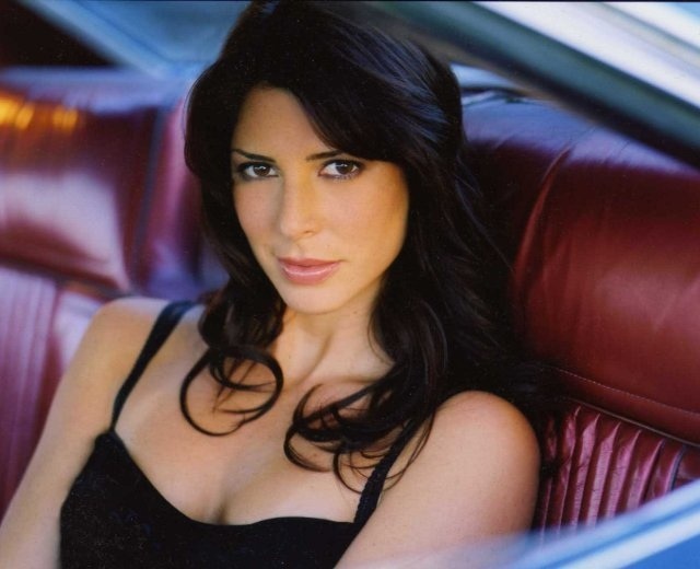 Cindy sampson, Bio, Lesbian, Net worth, Married, Husband, Age